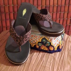 Volatile Leopard Print Sandals Size 8